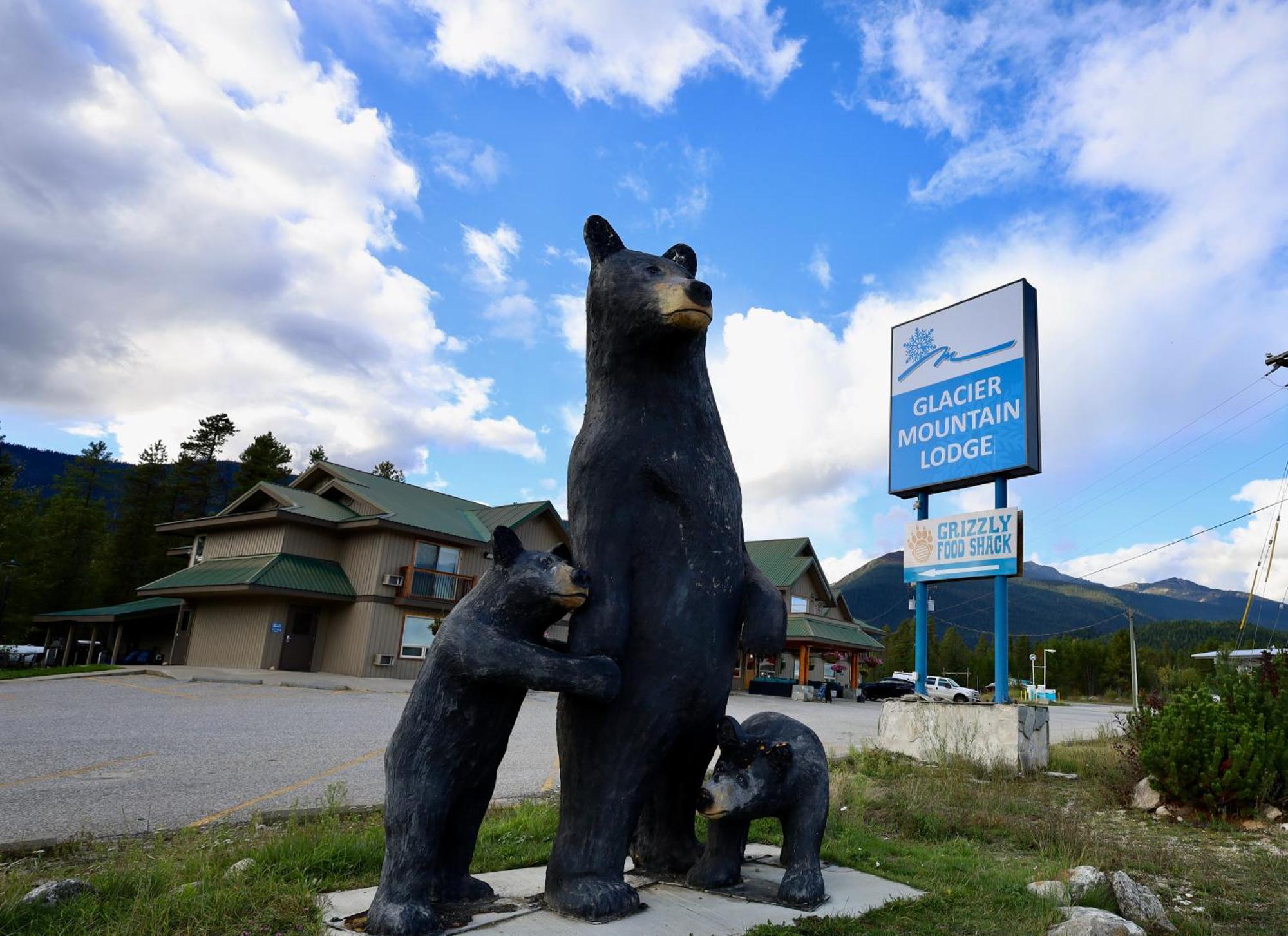 Glacier Mountain Lodge บลูริเวอร์ ภายนอก รูปภาพ